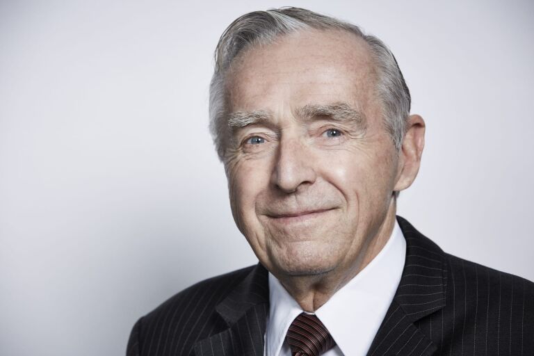 A portrait photo of Erich Sixt.